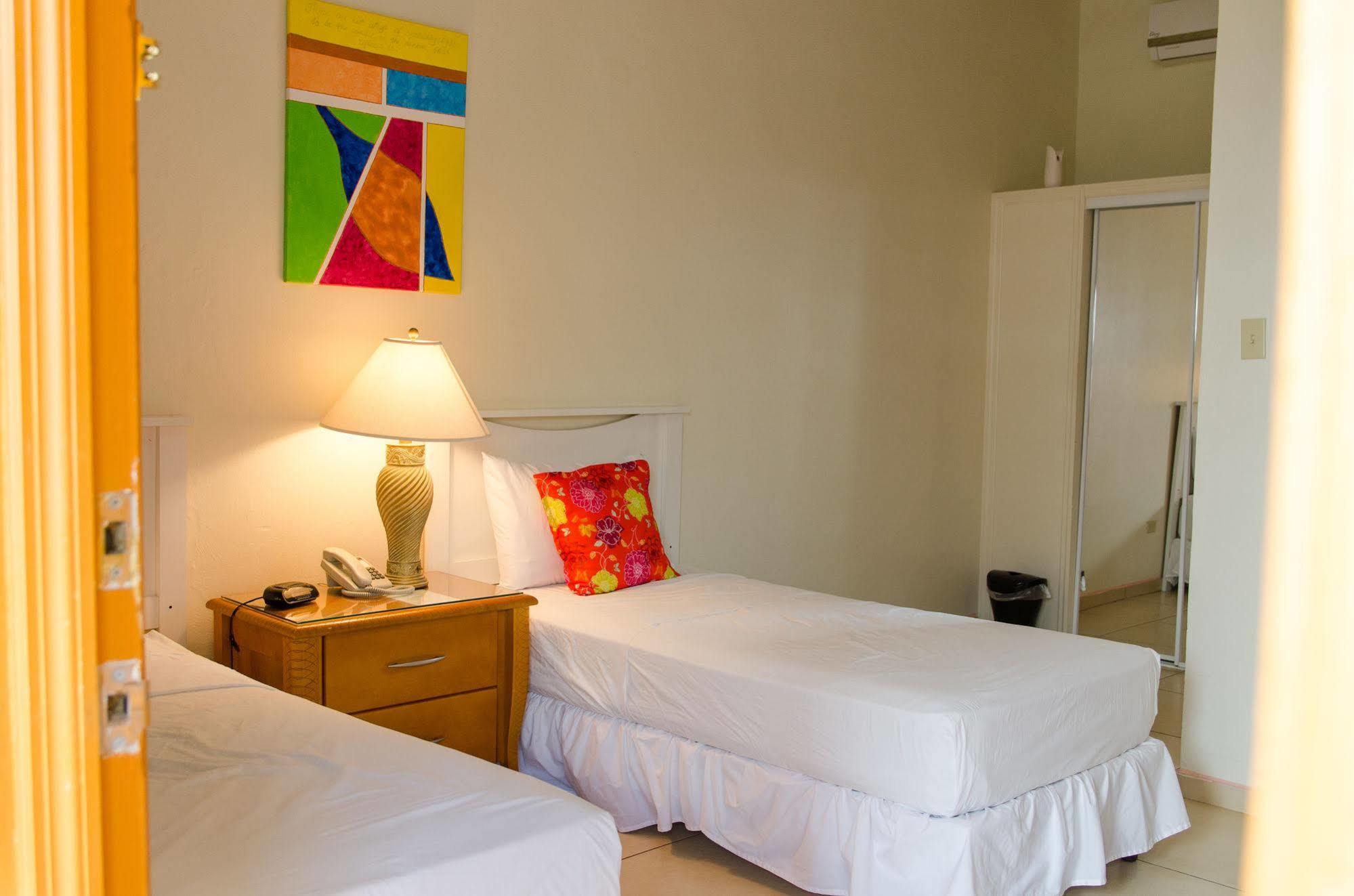 Alicia'S Inn Philipsburg  Luaran gambar
